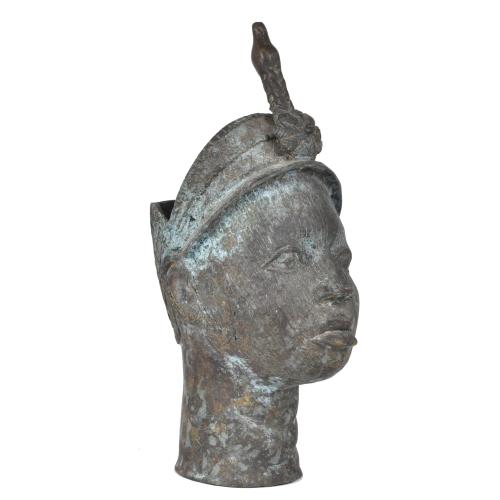 ESCUELA AFRICANA, SIGLO XX.   Cabeza en bronce de Benin, Ni