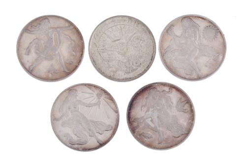 Conjunto de tres placas de Dalí, cuatro monedas de Pilar Fr