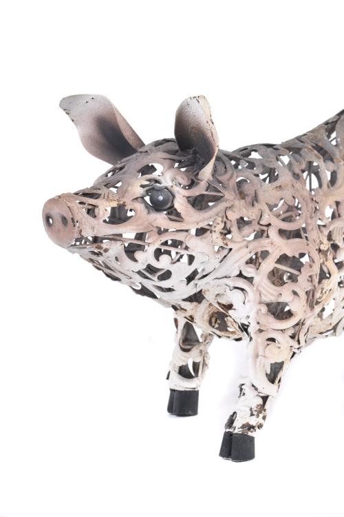 Figura de jardín en forma de cerdo, siglo XX. 