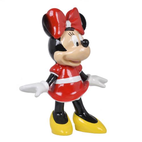 "Minnie Mouse".