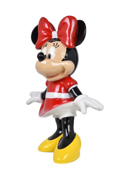 "Minnie Mouse".