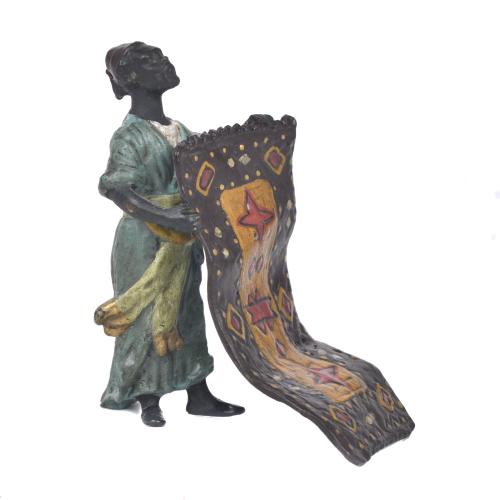 ESCUELA AUSTRÍACA, SIGLO XX.  "Árabe con alfombra".