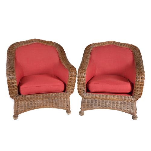 Pareja de sillones en enea, siglo XX. 