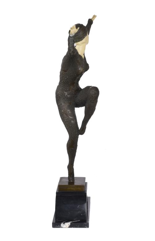 SIGUIENDO MODELOS DE DEMÉTRE CHIPARUS (1886-1947).  "Bailar