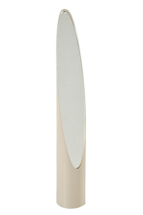 RODOLFO BONETTO (1929 - 1991). Espejo de pie italiano modelo "Lip Stick", siglo XX. 
