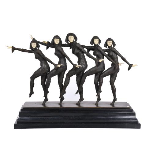 SIGUIENDO MODELOS DE DEMÉTRE CHIPARUS (1886-1947).  "Five Girls".