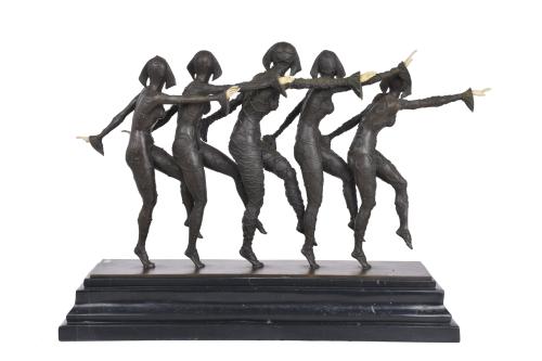 SIGUIENDO MODELOS DE DEMÉTRE CHIPARUS (1886-1947).  "Five G