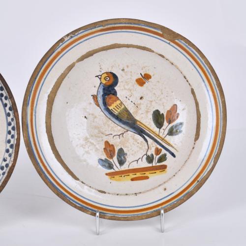 Conjunto de tres platos catalanes, siglo XIX.