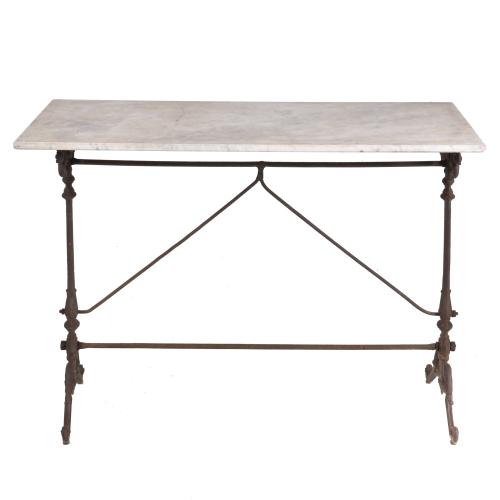 Mesa de jardín, siglo XX. 
