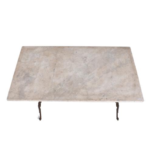 Mesa de jardín, siglo XX. 