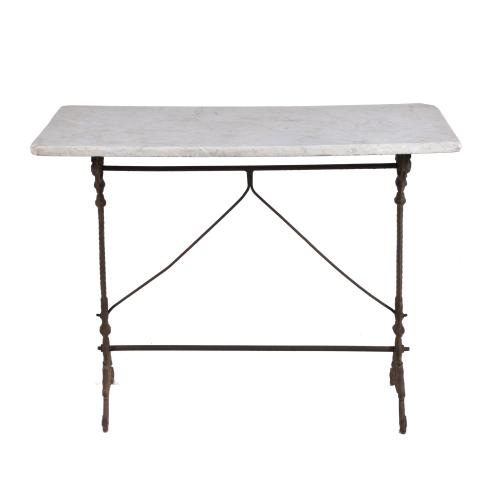 Mesa de jardín, siglo XX. 