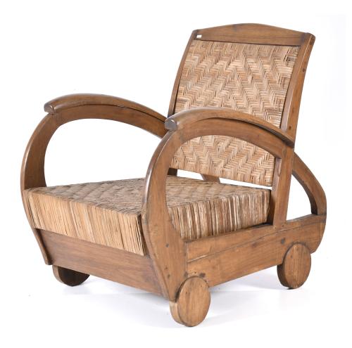 Sillón estilo Art Decó, primera mitad siglo XX. 