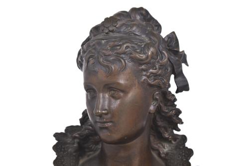 EUTROPE BOURET (1833 - 1906).  “Dama”. 