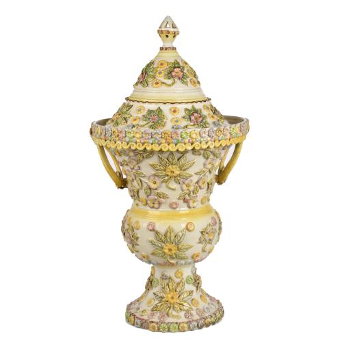 Gran jarrón en porcelana, siglo XX. 