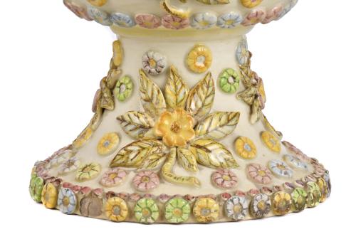 Gran jarrón en porcelana, siglo XX. 