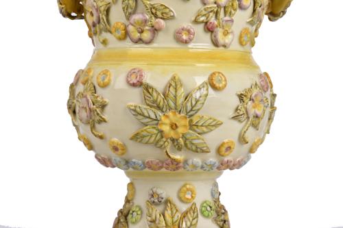 Gran jarrón en porcelana, siglo XX. 