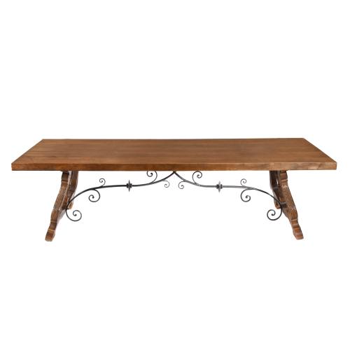 Mesa con patas de lira, siglo XX. 