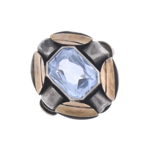 Anillo Art Déco con aguamarina.