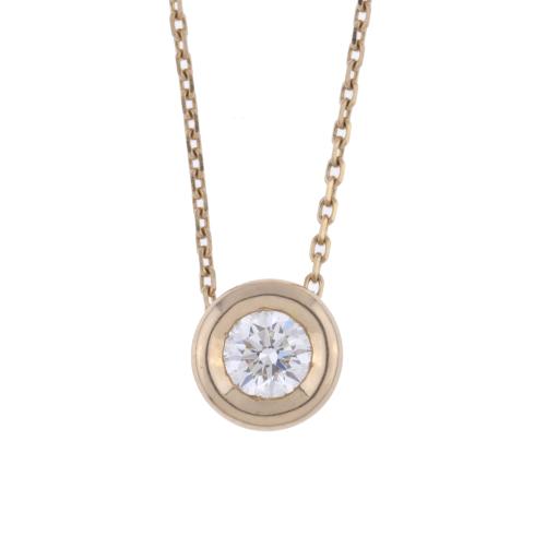 Necklace with diamond setting pendant.
