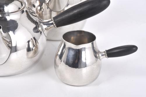 GEORG JENSEN (1866 - 1935). Juego de té y café nº 80, Copen