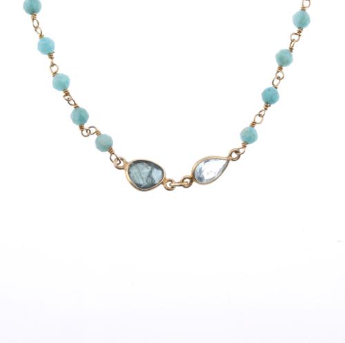 Collar largo con topacios, turmalinas y calcedonias.