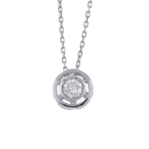Colgante con chatón de diamante.
