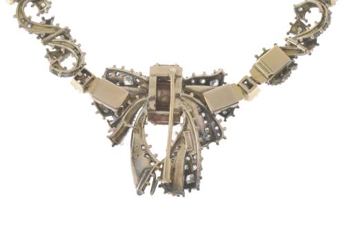 JAUME MERCADÉ Collar transformable con diamantes y esmerald