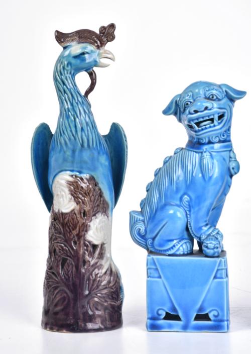 ESCUELA CHINA, SIGLO XX.  Pareja de pavos reales y Perros F