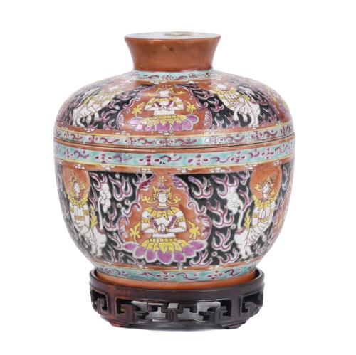 20TH CENTURY THAI SCHOOL. Bencharong vase.