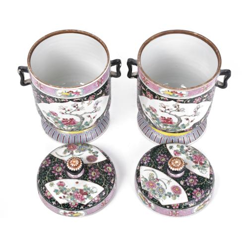 ESCUELA CHINA, SIGLO XX.  Pareja de tibores Familia Rosa. 