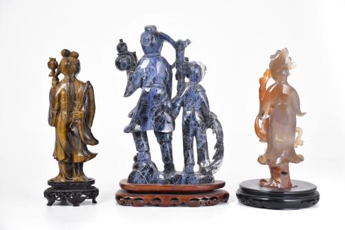 ESCUELA CHINA, SIGLO XX.  Pareja de "Guanyins" y "Sabio con