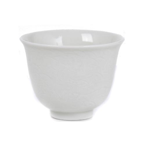 20TH CENTURY CHINESE SCHOOL. Small Doucai wine cup, 20th century.