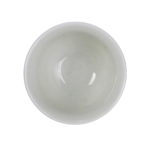 ESCUELA CHINA, SIGLO XX. Pequeña taza de vino Doucai, siglo