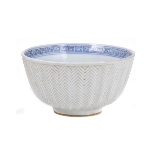 20TH CENTURY CHINESE SCHOOL. Bowl, after models of the reign of Emperor Chenghua (1447–1487).
