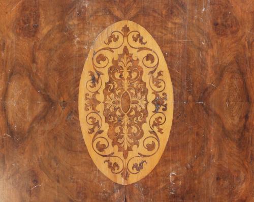 VICTORIAN CENTRE TABLE, MID C19th.