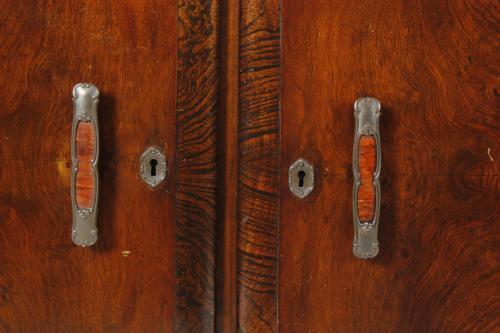 Mueble aparador estilo Art Decó, circa 1940 - 1950.