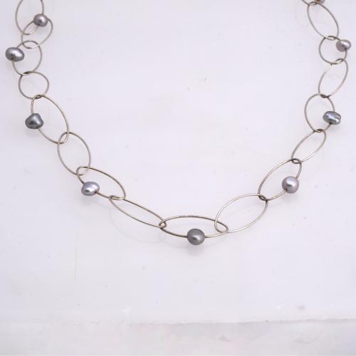 TOUS Collar con perlas.