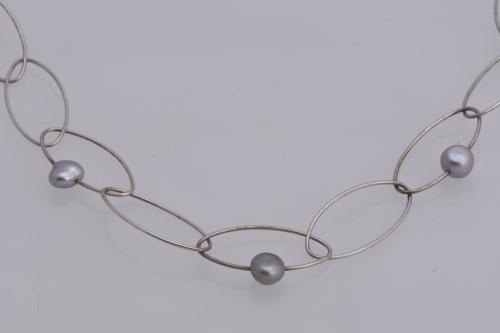 TOUS Collar con perlas.