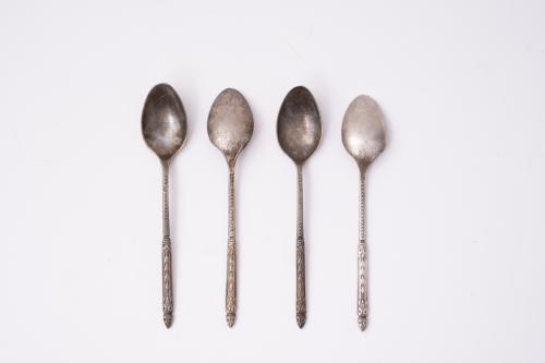 Various silver objects, 20th century.