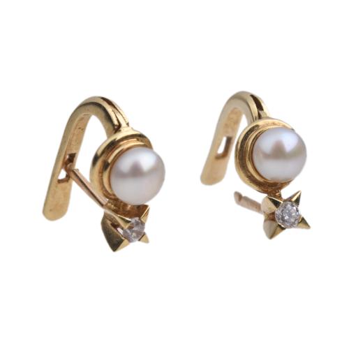 You and me earrings with pearl and zircon.