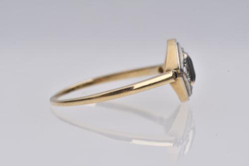 Art Deco diamonds ring.