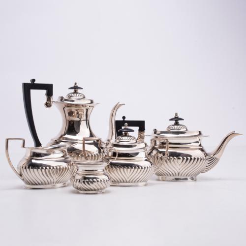 Silver coffee and tea set, mid 20th century.