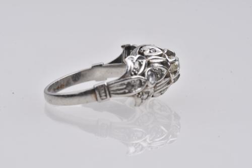 Diamonds earring sand ring set, Belle Époque.