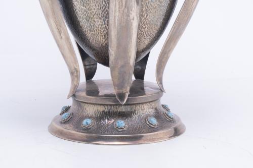 BAGUÉS. Art Nouveau style vase, mid 20th century.