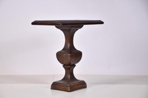 VALENTÍ. Mesa de centro, med. siglo XX. 