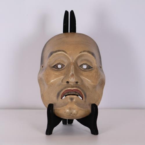 ESCUELA JAPONESA, PERÍODO EDO (1603 - 1868). Conjunto de siete máscaras de teatro Nō.