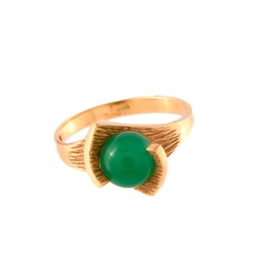 Anillo estilo racionalista con jade.