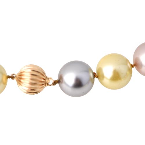 Coloured pearls necklace