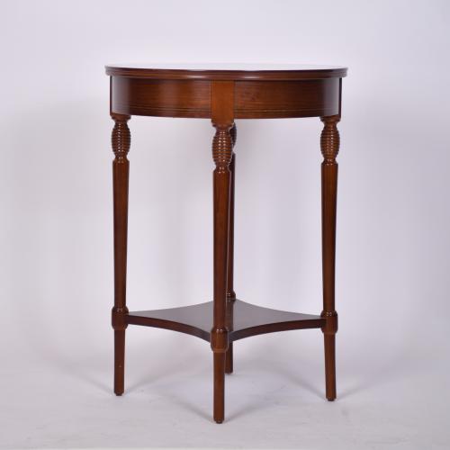 Elizabethan-style gueridon, 20th century.