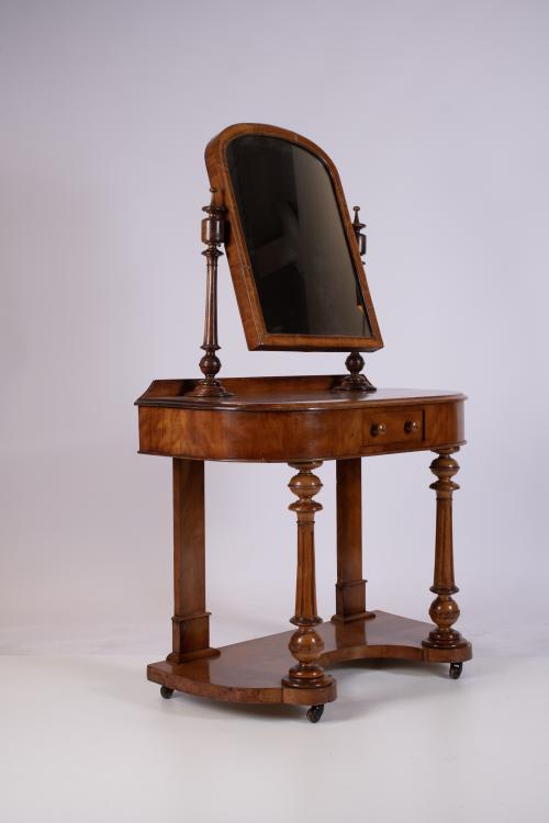 Consola con trumeau Isabelino, siglo XIX. 